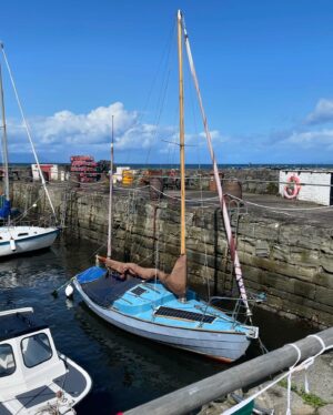 Nicola Sturgeon Instagram - Lovely impromptu visit to one of my favourite places in the world this afternoon - Dunure, where my grandparents lived and I spent a lot of my childhood.
