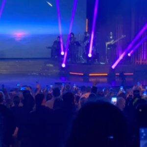 Nicolás Vázquez Instagram - Noche inolvidable. Gracias @natijota @olgaenvivo @bycrismorena por lograr que nos volvamos a ver en ese lugar icónico una vez más. Y gracias al público número uno por tanto amor y fidelidad durante tantos años!! Son increíbles!! 
Hasta siempre!! 
🙌🏽❤️♾️👆🏽