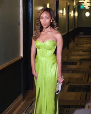 Nicole Beharie Instagram - #emmys @bafta tea party 💚