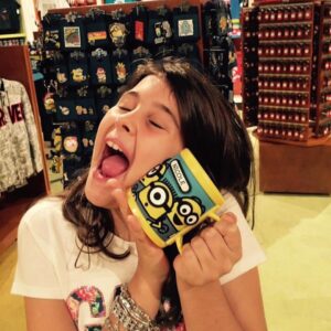 Nicole Orsini Instagram - um tebetê fora de hora de uma mini nicole na terra onde os sonhos se realizam ✨