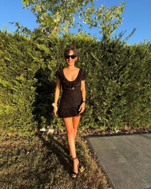 Nihal Yalçın Instagram - 📷 @sibelaa 
Çok güzel elbisem @nihalburakgazi 🤍