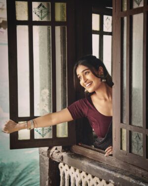 Niharika Nm Instagram - All this wife behaviour, still no husband in sight. 

Shot by @visualaffairs_va 
MUA @skinbysakhshi 
Hair @hairstoriesbyrishikaa 
Wearing @eternitybysakshi 
Blouse @advi_saree_blouses 
Location @elitaavilla