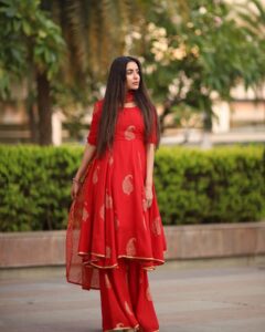 Actress Nikkesha Rangwala HD Instagram Photos and Wallpapers September 2024