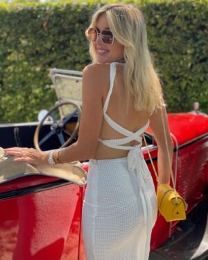 Nikki Osborne Instagram - She scrubs up.