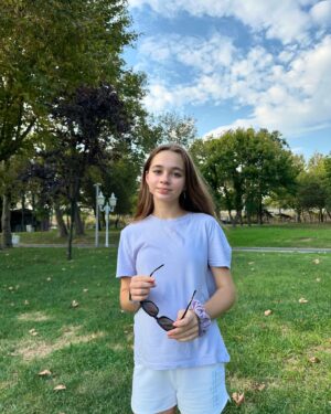 Nisa Sofiya Aksongur Instagram - Last day of summer🥹☀️

#nisasofiya #august  #summer