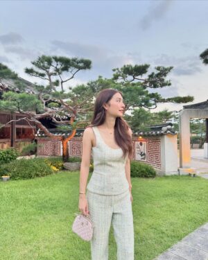 Nittha Jirayungyurn Instagram - Thank you @jaibyonesiam @koreafurnituremuseum @pinkchayapa @dse_je for a wonderful evening with lovely people 🥰💗 during Frieze week in Seoul

#JAIbyONESIAM
#KoreaFurnitureMuseum
#TheHyundai
#JourneyWithoutBorders