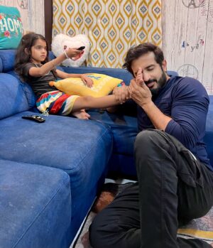 Nitya saxena Instagram - Naa Varaala Lakshmi 🙏❤️

VaraLakshmi Vratham Subhakankshalu 🙏

@viyaofficial @nitya.saxena1186 #princessviya #anchorravi #varalakshmi #vratham