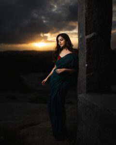 Actress Niveditha Gowda HD Photos and Wallpapers December 2024