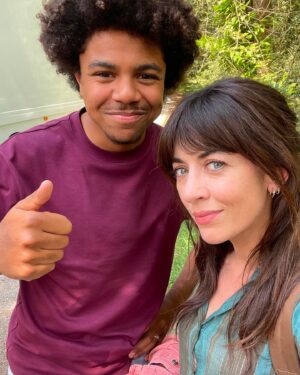 Nolwenn Leroy Instagram - Photo dump sur le tournage de 𝘽𝙧𝙤𝙘𝙚́𝙡𝙞𝙖𝙣𝙙𝙚 😍📸

✨ 2 nouveaux épisodes lundi soir sur TF1 et TF1 
