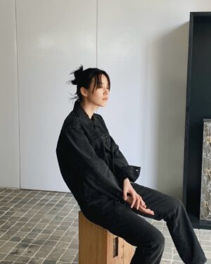 Non Instagram - たくさんオフショットあったから載せるね
静かにじわじわ楽しかった日
丁寧な服、きゅんとくる
🩶

Styling：SO MATSUKAWA
Hair：NANAKO AZUMA
Make up：SHIE KANNO

#EDIFICE #オフショット