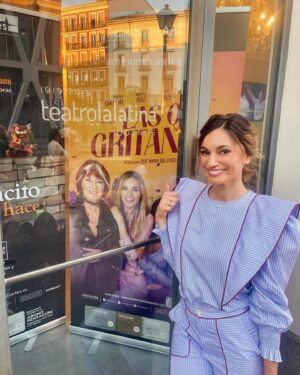 Norma Ruiz Instagram - Ayer presentando la nueva temporada de @pentacionespectaculos con nuestra maravillosa función #Lasquegritan q estaremos del 23 de Octubre al 24 de Noviembre en el @teatrobellasartes @coribante @pentacionespectaculos @cimarroj @evaisanta @pepa_rus #BeatrizCarvajal @josemariadelcastillo @rincon_cano  Gracias a todos los que me ayudasteis a lucir así después de tanto trajín de trabajo : @miriam.balsera x @shiseido & @lorealpro @lorealpro_educacion_es #shiseidomakeup @lovelylashes.es @hellonails.es