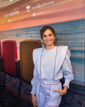 Norma Ruiz Instagram - Ayer presentando la nueva temporada de @pentacionespectaculos con nuestra maravillosa función #Lasquegritan q estaremos del 23 de Octubre al 24 de Noviembre en el @teatrobellasartes @coribante @pentacionespectaculos @cimarroj @evaisanta @pepa_rus #BeatrizCarvajal @josemariadelcastillo @rincon_cano  Gracias a todos los que me ayudasteis a lucir así después de tanto trajín de trabajo : @miriam.balsera x @shiseido & @lorealpro @lorealpro_educacion_es #shiseidomakeup @lovelylashes.es @hellonails.es