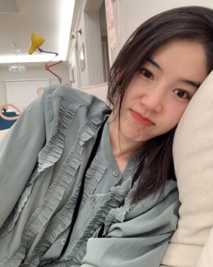 Oh Ji-yeon Instagram - @tannat.kr @fotl.kr 
음, 왜 타낫 안이쁜게 없죠?블랙과 실버의 조화는, 
레이어링 많이 할때도 그냥 하나만 있을때도 다 이뻐 🖤🩶