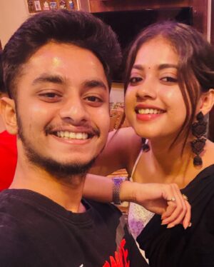 Oindrila Bose Instagram - Weekly photo dump with some of my favorites!✨ Moments that made me smile, laugh, and love a little harder. Grateful for every memory captured 📸💛 #GoodVibesOnly #FavMoments #PhotoDump

Wanna see more like this?