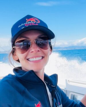 Olga Fonda Instagram - CONGRATS  @alinghiredbullracing !!!! @americascup 🥂👊🏻