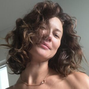 Olga Kurylenko Instagram - Posting this following your numerous requests of a closeup selfie 😂 There you go! Woke up like this! Good morning 🌅 #nomakeup #nofilter