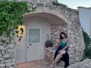Olga Kurylenko Instagram - Take me back… @tenuta_negroamaro 🌞 🧡