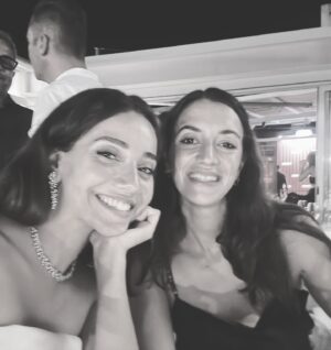Özge Özaçar Instagram - Timeless bound between Campari Global and @labiennale took over the stage! Iconic events started with Maria’s premier and risen each day! Being invited to all of these unforgattable evenings by Campari and sharing those moments with our friends is always so honoring! Last call for true protagonist! ✈️ Until our next destination with my favorite red! ♥️

#Campari #EnjoyResponsibly #CampariCinema #Venezia81 #WeAreCinema #invitedby #ad

Spécial thanks to my great team! Who did amazing job as always ♥️ It is always a privilege to create with my family 🤍👏🏼👏🏼👏🏼

@duyqudurukan 
@cihanalpgiray @cerenalist 

@tayfunalikaba @zuleyhakuru 

@damianiofficial 
@majeparis 
@nuvocollectif @quadranluxurytimepieces