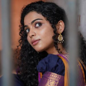 Padeni Kumar Instagram - Happy vinayagar chathurthi❤️
.
Post poda marandha post😬
.
@p2click.in 
@ivalinmabia.halfsarees