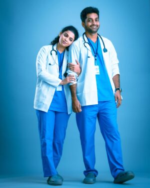 Padeni Kumar Instagram - Ani❤️Ravi 
.
You guys made this pair hit😍
Thank you for supporting us this much!!!! This was our first photoshoot together for heartbeat🔥
Ravi @i_gurulakshman I never seen such a supporting Co-artist..Strangers to best friends😍 I admire your knowledge towards cinema and your tolerating tendency of my kutty kutty tortures in between shots 🤣 (I love to do that btw)🤪 I wish to keep working with you more✌🏼 And yes my secrets are safe with you😅 
.
Thank you @deepaksundarrajan sir for this combo ! I am extremely grateful for you sir ! 
.
Thanks to @rj_shyam_sundar without you I wouldn’t be a part of this hit. 
.
Thanks to @atelefactory @veluraja88 sir for this opportunity! Hope to work together soon sir…! 
.
Thanks to @disneyplushotstartamil 🫶🏼
.
Thanks to my director Abdul sir and Dop Santosh sir. 
.
Thanks to my whole team❤️
.
#hotstar #heartbeat #hit #show #love #passion