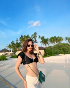 Actress Palak Purswani HD Instagram Photos and Wallpapers August 2024