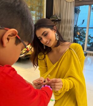 Palak Tiwari Instagram - My purpose ❤️

Happy Raksha Bandhan I pray all your relationships are protected from hardships and negativity❤️