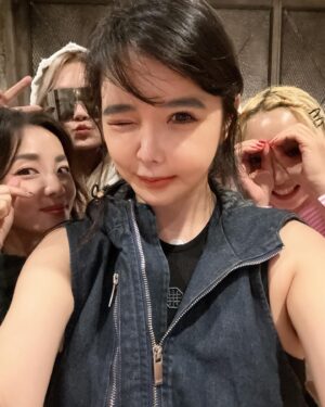 Park Bom Instagram - 2ne1#박봄 #bompark #parkbom #2ne1 #ぼム #朴春‎ #بارك_بوم #anhyêuem #أحبك