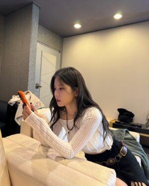 Park Cho-rong Instagram - 오늘 멀리까지 응원 와주신 판다들 고맙습다🐼🫶