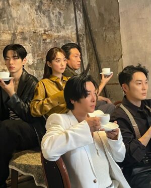 Park Se-wan Instagram - @esquire.korea