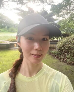 Park Si-eun Instagram - 성공💕
처음으로 2시간 러닝한날~이게 가능하다니요👀
모르던 나를 발견한날~😱😁🥰ㅎㅎ
새로운 도전은 늘 기분 좋은 에너지를 채워주네요~
@taihyun_zin 허니와 함께라 가능했던~😍
제가 받은 기분좋은 에너지 나눠드릴게요~🤗🩵
#haveaniceday