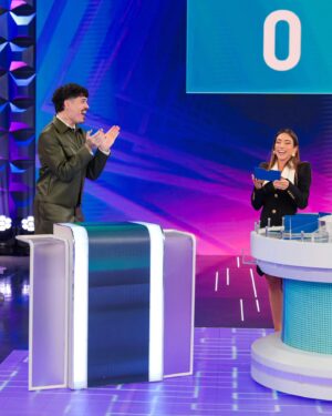 Patrícia Abravanel Instagram - Domingo, @bomtalvao e @gessica no 3 Pistas do @pgmsilviosantos ❤️ ...pensa num programa extraordinífero!!! 

A partir de 19h, no SBT

Equipe Patricia Abravanel 
📸 @gabrielcardosofoto