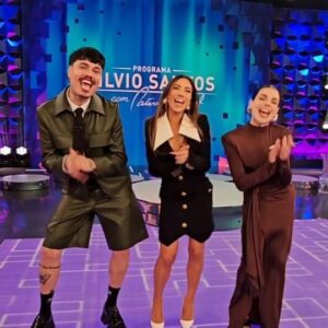 Patrícia Abravanel Instagram - A divulgação ficou ótima kkk @bomtalvao @gessica
Domingo, 19h, no SBT