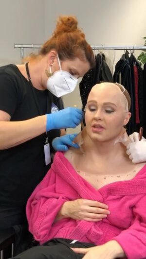 Patricia Kelly Instagram - Summer 2020 I won the TV project “Big Performance “ disguised as Adele.
What a crazy and wonderful project!😥🤪 
Adele is performing her last show in München in these very moments! 😢 I am her biggest fan!!
Its very difficult for me not to be there and I keep thinking about her and looking into fan pages in instagram hoping to get a glimpse of the show..🥹
When I was asked if I would do this project I definitely was very excited and yet quite anxious because of the challenges in regard to the mask. Well, what can I say.. this was definitely rock& roll!!🎤🤦‍♀️🎥🤪
I only said yes to the show because I love her and I always dreamed of singing her songs on stage. I hope you enjoy this little video of the taking down of the mask after one of the shows.
I added some more photos & videos in my Stories. What was the craziest project or thing you ever did? Write it down in the comments 😃♥️ 
Share with me any videos you might have from the TV performance. I will try to share them in the stories.
#patriciakelly #adele #adelealike #tvproject #lifeofanartist #challengeaccepted #thekellyfamily #kellyfamily