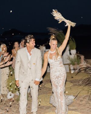 Patricia Montero Instagram - 16 años después, ocurrió 🤍 

3 días donde hemos podido por fin, celebrar EL AMOR! 

📷 @franleonardoymariateresa 

#AdroverMonteroWedding