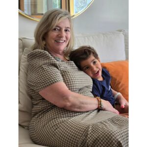 Paula Echevarría Instagram - Felicidades mamá! No me faltes nunca 🙏🏻!
Si como madre eres un 100 como güelita eres un 1000! 
Te queremos con locura! ♥️

#CumpleMami