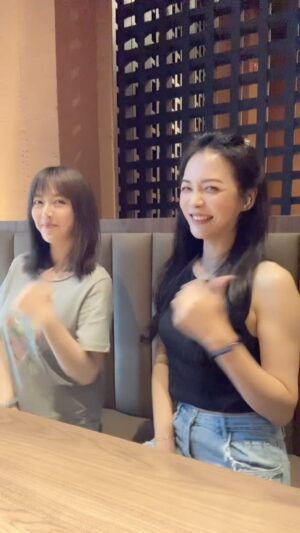 Pei-Pei Ho Instagram - 計畫趕不上變化，變化趕不上幹話
再遠大的計畫，都當幹話聽就好了
乖，寶蓓！別往心裡去！
就先抖動一下身體，把煩心事抖開吧！
很快就可以迎接美好的週末了😳（想很美）
反正想不美，日子也不會比較好過😓
#何蓓蓓 #台中 #三振舞 #煩 #大餅王 #好好過日子
#daily #tiktok #抖音上瘾