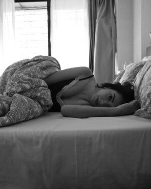 Plabita Borthakur Instagram - What to do when you don’t feel like getting out of bed? Model in bed 😋
Lately, I’ve been finding it tough to leave the comfort of my bed unless absolutely necessary. What finally helped was accepting that if my body and mind need rest, it’s okay to stay in bed—guilt-free. By embracing that time, I eventually stopped struggling once I felt truly ready again.

Photography : @mayank99683 
HMU : @halohues.by_parisadias @hmua_rakshapatel._ 
.
.
.
.
.
.
.
.
#plabitaborthakur #outofbedlook #photoshoot #comfortzone #health #mentalhealth #mood #love #melancholy