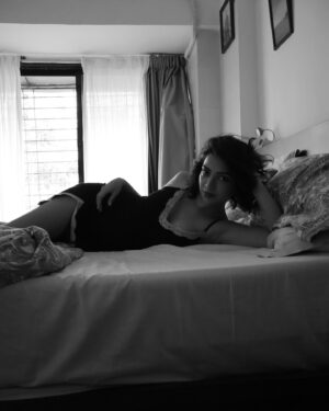 Plabita Borthakur Instagram - What to do when you don’t feel like getting out of bed? Model in bed 😋
Lately, I’ve been finding it tough to leave the comfort of my bed unless absolutely necessary. What finally helped was accepting that if my body and mind need rest, it’s okay to stay in bed—guilt-free. By embracing that time, I eventually stopped struggling once I felt truly ready again.

Photography : @mayank99683 
HMU : @halohues.by_parisadias @hmua_rakshapatel._ 
.
.
.
.
.
.
.
.
#plabitaborthakur #outofbedlook #photoshoot #comfortzone #health #mentalhealth #mood #love #melancholy