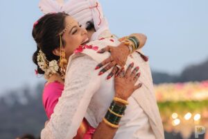Pooja Sawant Instagram - Six months ago, Sid and I embarked on this journey together, and every day has been brighter since. We are deeply grateful for the blessings and the immense love we’ve received from all of you. ♥️🧿🌸🥰

Photography @p16studios 
Sid’s outfit @shiledar_ethnics 
नऊवारी साडी @narayaniofficial_ 
Mehendi by @tejal_henna_art 
Venue @breezebanquets 
Make up @vrushti_harkare 
Hair @devendra.pushpa 
Varmala @jewellery_by_siddhi 
Wedding planner @bhagatamol 
Wedding management @a3eventsandmedia