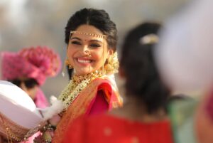 Pooja Sawant Instagram - Six months ago, Sid and I embarked on this journey together, and every day has been brighter since. We are deeply grateful for the blessings and the immense love we’ve received from all of you. ♥️🧿🌸🥰

Photography @p16studios 
Sid’s outfit @shiledar_ethnics 
नऊवारी साडी @narayaniofficial_ 
Mehendi by @tejal_henna_art 
Venue @breezebanquets 
Make up @vrushti_harkare 
Hair @devendra.pushpa 
Varmala @jewellery_by_siddhi 
Wedding planner @bhagatamol 
Wedding management @a3eventsandmedia