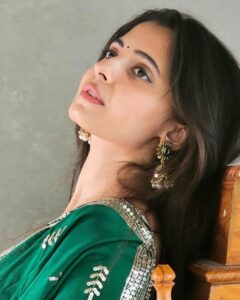 Actress Preethi Asrani HD Photos and Wallpapers November 2024