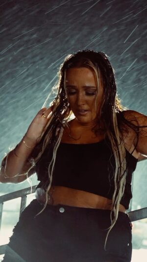 Priscilla Block Instagram - Good on you acoustic video is here!! Y’all we filmed this in the pouring rain. This ain’t a green screen type of thing. Something about this version made me think of rain and we had a moment one night after a show and took it. I hope you love it 😍 #goodonyou