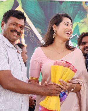 Priya Hegde Instagram - It was great honour to be part of a new venture launch @srearealtors ❤️#priyahegde 

#nellore #realestate #srearealestates #trust #investment #futuresecurity #investonlandtoday #safeinvestment #ilovesrealestate
