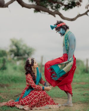 Priyanka M Jain Instagram - हरे कृष्ण हरे कृष्ण कृष्ण कृष्ण हरे हरे,हरे राम हरे राम राम राम हरे हरे🧿🦚 

Designer @sreha_designer_studio 
Captured by @thehashtag_photography 
MUA @praneetha_beautymakeover 
.

.

.

.

.

.

.

#krishna #krishnalove #krishnajanmashtami #janmashtami #janmashtamispecial #radhakrishna #rukmini #wohkisnahai #harekrishna #trend #trending #trendingreels #trendingnow #love #flute #gokul #brindavan #vrundavan #brundavan #gokulashtami #priyanka #priyankajain #priyankamjain #shiv #shiva #shivakumar #shivakumarmarihal #neverendingtales