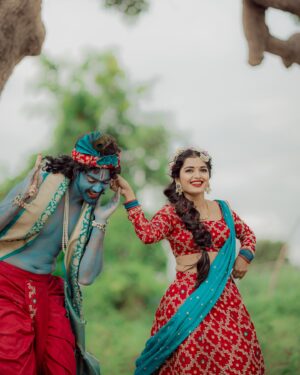 Priyanka M Jain Instagram - हरे कृष्ण हरे कृष्ण कृष्ण कृष्ण हरे हरे,हरे राम हरे राम राम राम हरे हरे🧿🦚 

Designer @sreha_designer_studio 
Captured by @thehashtag_photography 
MUA @praneetha_beautymakeover 
.

.

.

.

.

.

.

#krishna #krishnalove #krishnajanmashtami #janmashtami #janmashtamispecial #radhakrishna #rukmini #wohkisnahai #harekrishna #trend #trending #trendingreels #trendingnow #love #flute #gokul #brindavan #vrundavan #brundavan #gokulashtami #priyanka #priyankajain #priyankamjain #shiv #shiva #shivakumar #shivakumarmarihal #neverendingtales