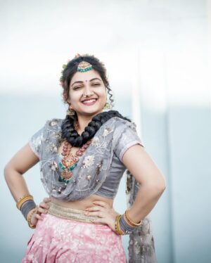 Priyanka Nalkari Instagram - #latepost #nomakeup #krishnastami 
Pc @k.sathish.reddy 
Hairstyle @nalkargeetha_14 😍