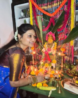 Priyanka Nalkari Instagram - “VARALAKSHMI VRATHAM 2024”..
Bangles @blossomspot_