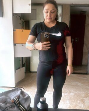 Priyanka Upendra Instagram - #mindnbody #workout #goals #gym