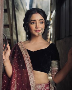 Rachi Sharma Instagram - inn Aankhon ke siva duniya mein rakha kya hai ….