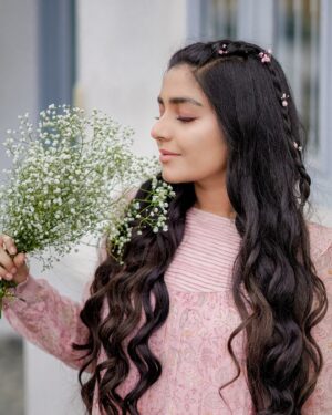 Rajisha Vijayan Instagram - 🌸🌸🌸

@bunastudio 
@jiksonphotography 
@styledbysmiji 
@laxmi_saneesh